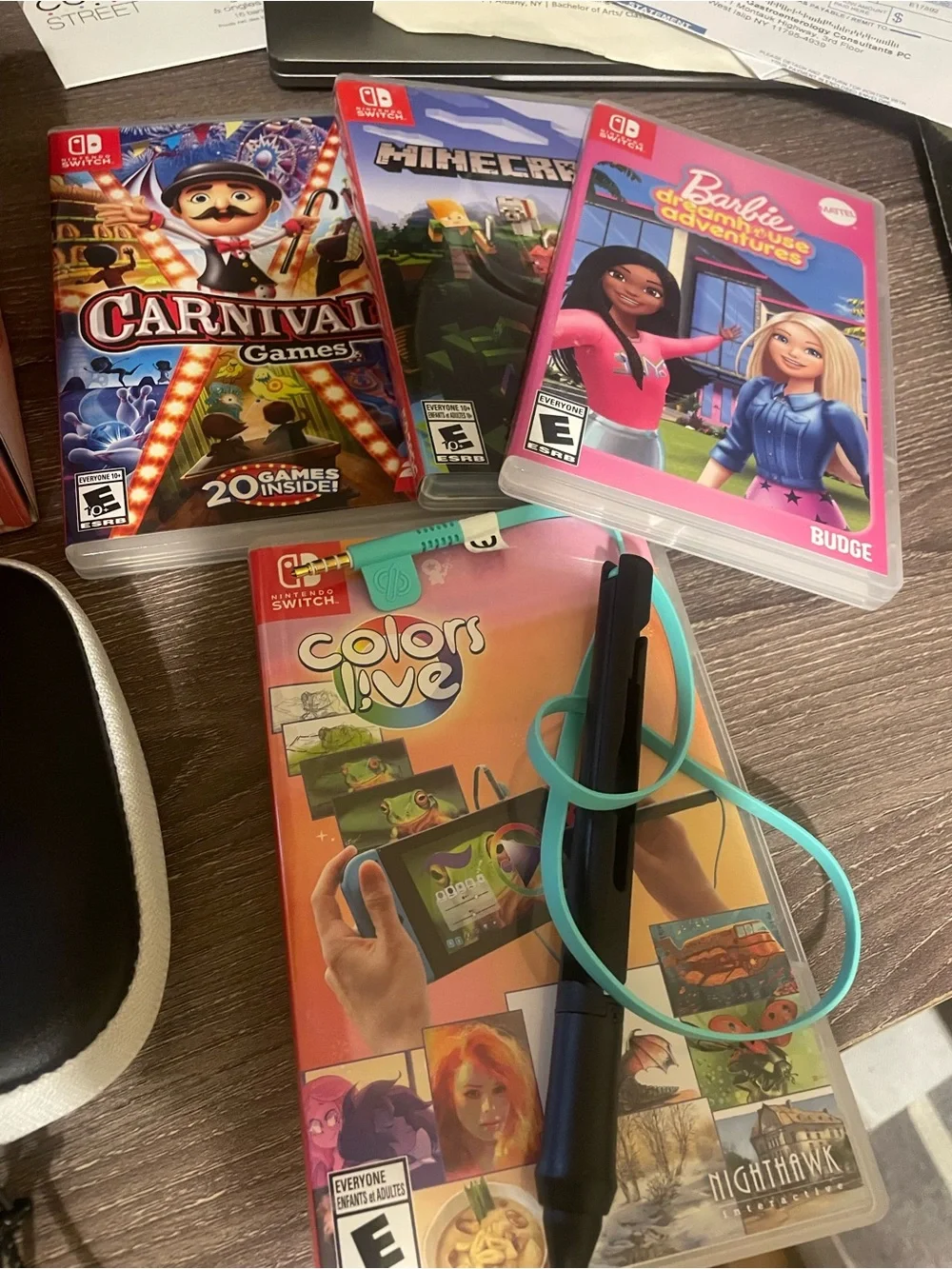 🛑SOLD🛑Pink Nintendo Switch Lite & 3 games